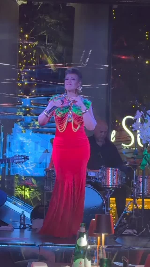 Aline Gonçalves sul palco